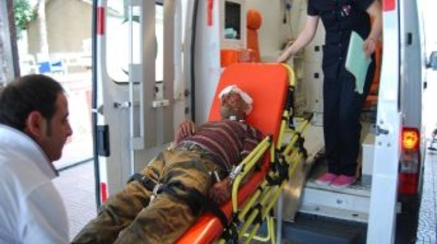 Trakt&ouml;r Irmağa Yuvarlandı: 1 Yaralı