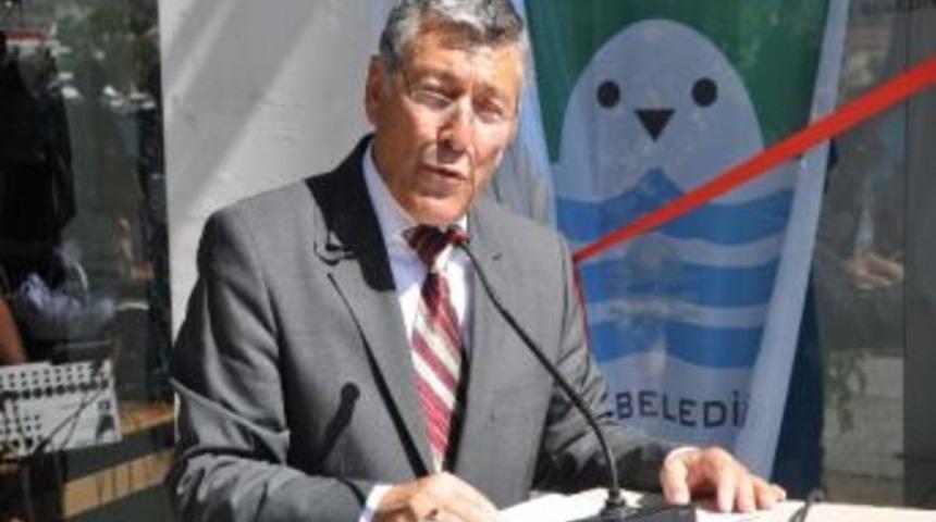 Fo&ccedil;a Halk Eğitim Merkezi'nden Yıl Sonu Sergisi