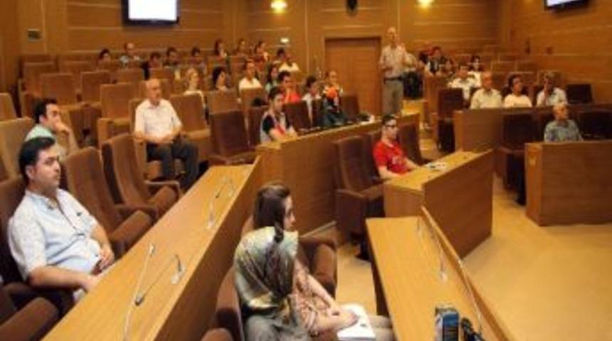 B&uuml;y&uuml;kşehir'de İş G&uuml;venliği Eğitimleri S&uuml;r&uuml;yor