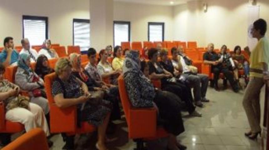 Engelliler Meclisi&rsquo;nden İletişim Eğitimi