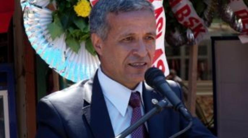 Ak Parti Manisa Milletvekili Muzaffer Yurttaş: