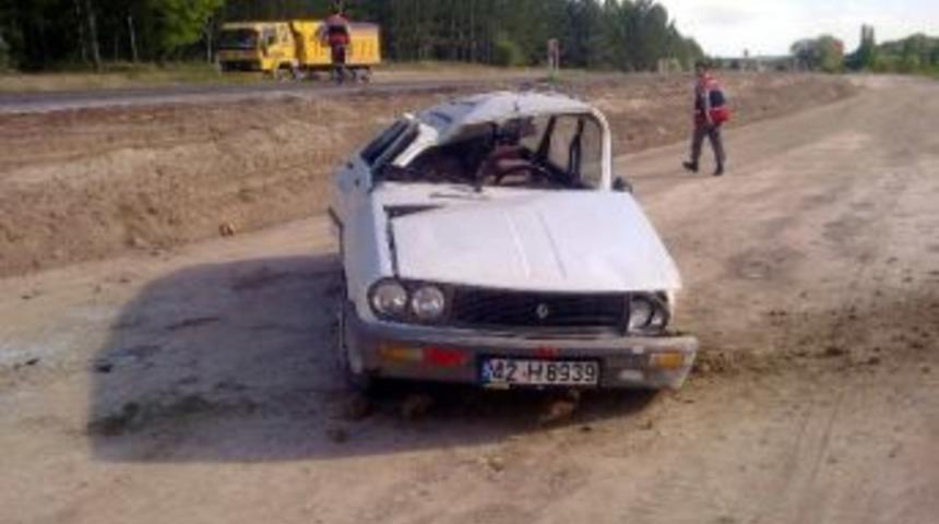 Beyşehir&rsquo;de Otomobil Devrildi: 3 Yaralı