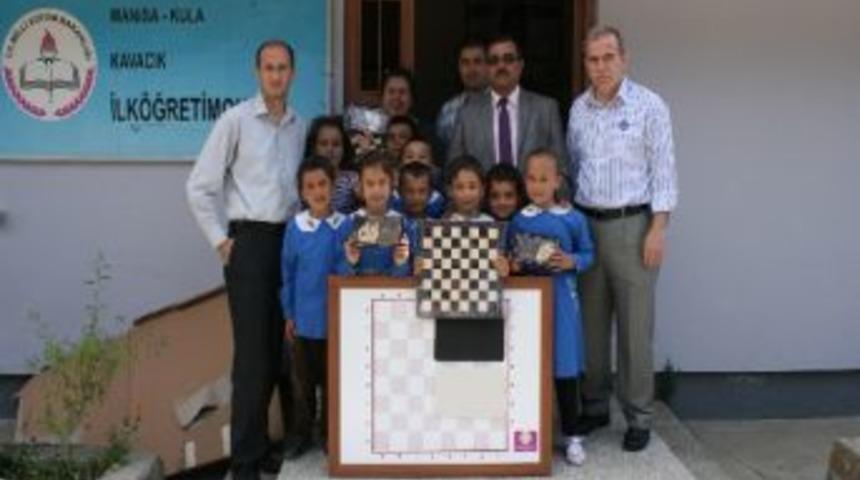 Kulalı &Ouml;ğrenciler Atık Pil Toplamada İkinci Oldu