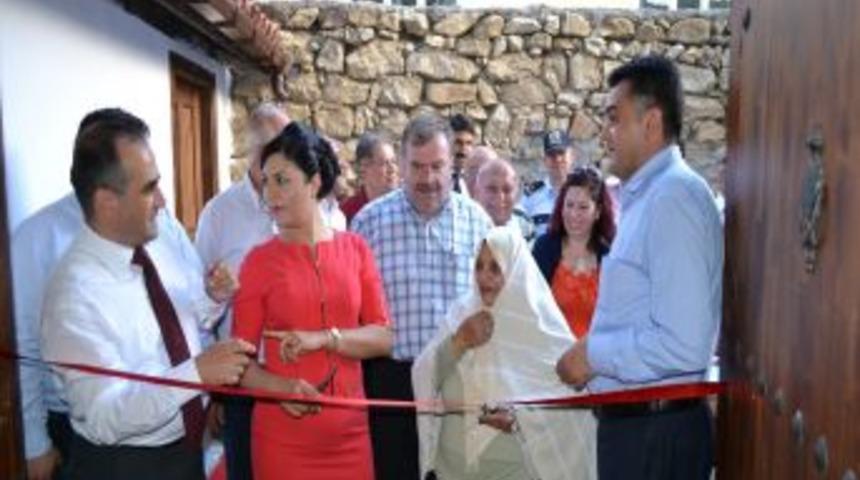 Ressam Pınar Yazka&ccedil;'tan İskilip Esintili Sergi