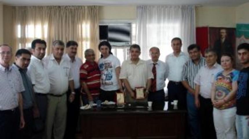 Adana Sosyal Hizmetler Vakfı Murat Kekilli Yi Ağırladı