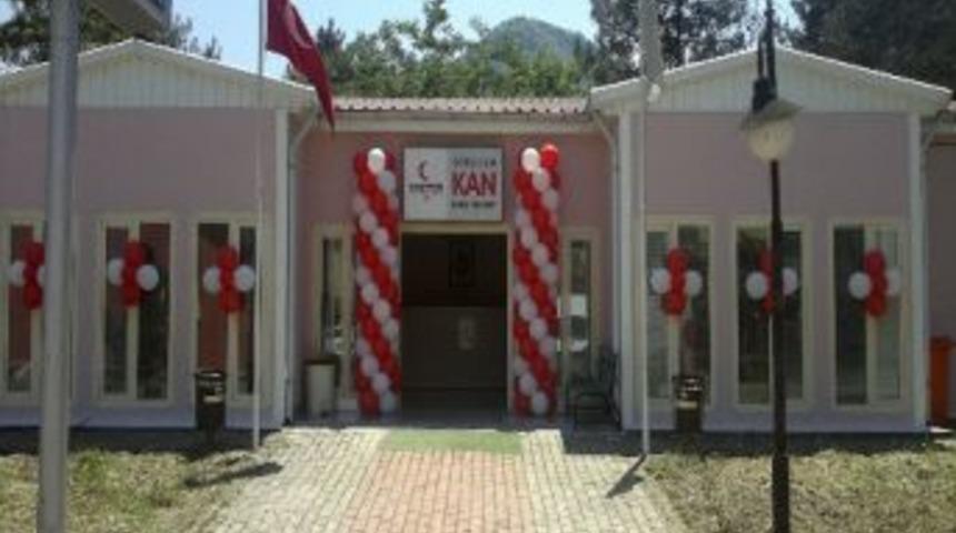 Kan Veren Bağış&ccedil;ılar Madalya İle &Ouml;d&uuml;llendirldi