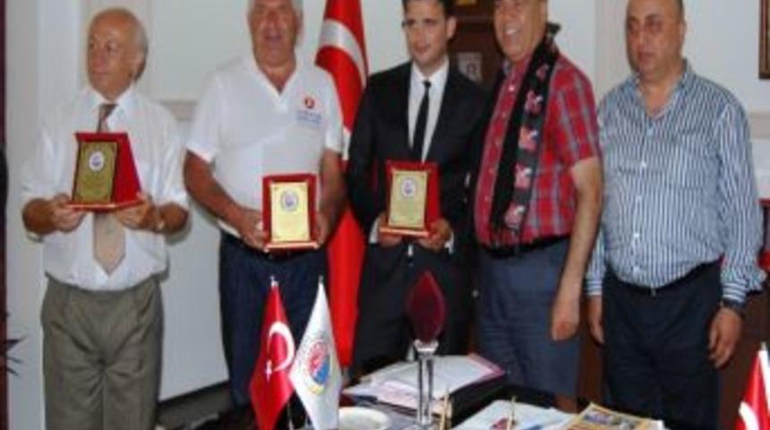 T&uuml;rkiye Hollanda Dostluk Derneği Başkanı T&uuml;rker Dalaman&rsquo;da