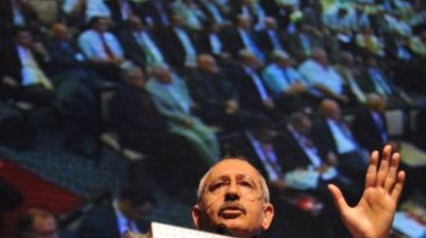 Kılı&ccedil;daroğlu: Sorunu Biz &Ccedil;&ouml;zmezsek, Başka Mahfiller Devreye Girer