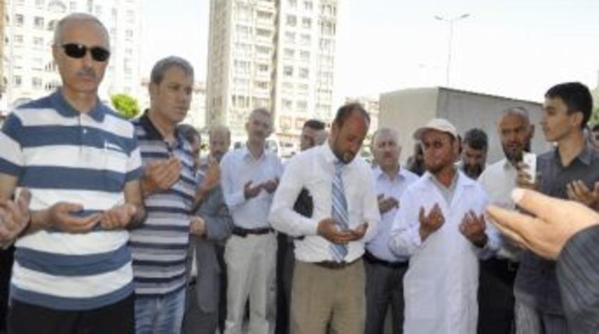 &Ouml;ğrenciler Yararına Kermes A&ccedil;ıldı