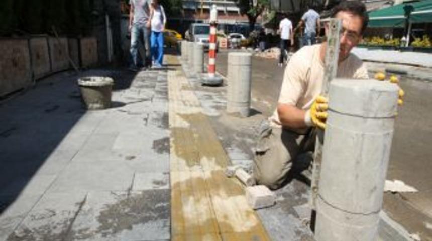 &Ccedil;ankaya'da Engelsiz Kaldırım &Ccedil;alışmaları Devam Ediyor