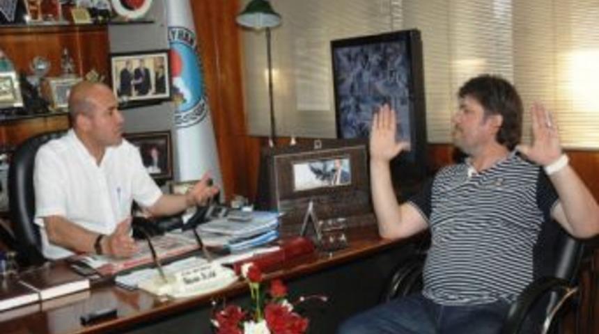 Ahmet Şafak Başkan S&ouml;zl&uuml;&rsquo;y&uuml; Ziyaret Etti