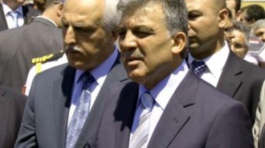 G&uuml;l: Semra &Ouml;zal'ın Talebine En Kısa S&uuml;rede Cevap Vereceğim