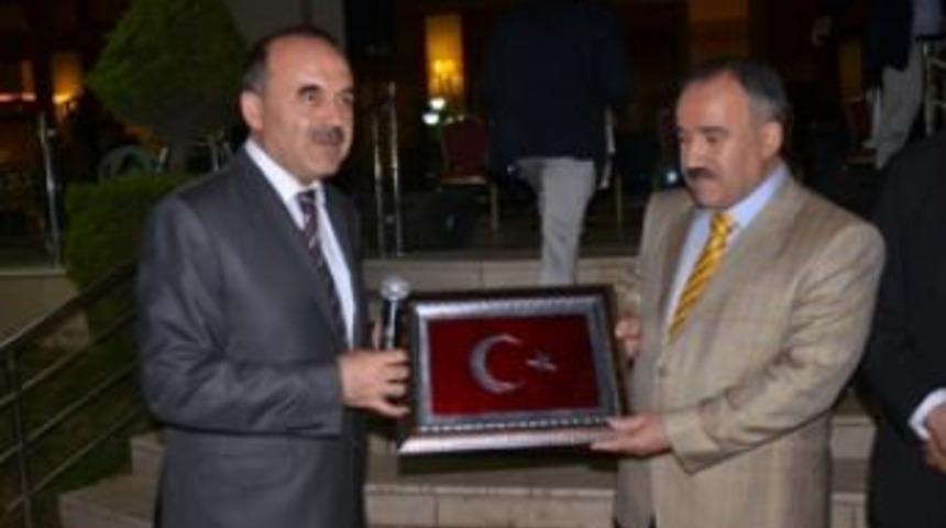 Altunyuva i&ccedil;in veda yemeği