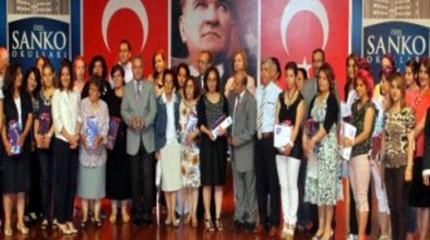 Eğitim G&ouml;n&uuml;ll&uuml;lerine &lsquo;teşekk&uuml;r T&ouml;reni&rsquo;