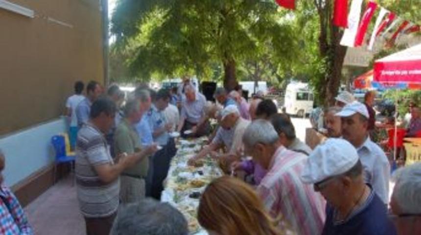 Kiraz Festivalinde Resim Sergisi