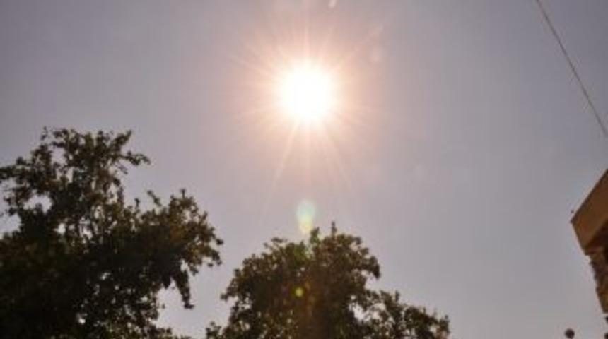 Milas&rsquo;ta Sıcak Hava Etkili Oluyor