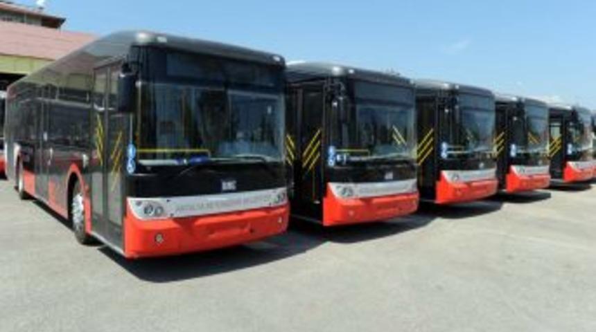 Başkan Akaydın: Antalya&rsquo;ya 180 Tane Daha Kırmızı Otob&uuml;s Kazandıracağım