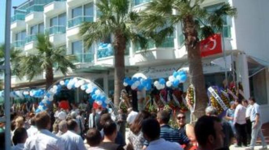 Burhaniye&rsquo;de İdahan Otele G&ouml;rkemli A&ccedil;ılış