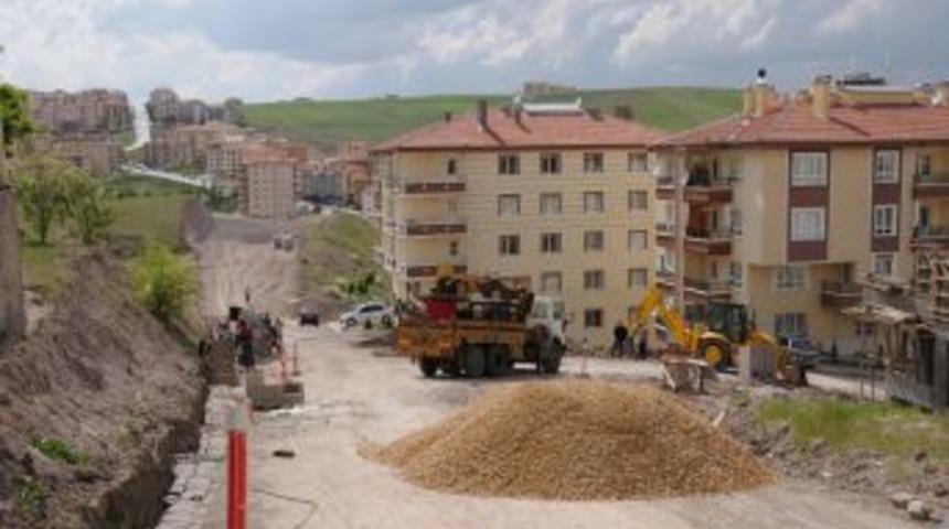 Pursaklar’da Elektrik Telleri Yer Altına Alınıyor