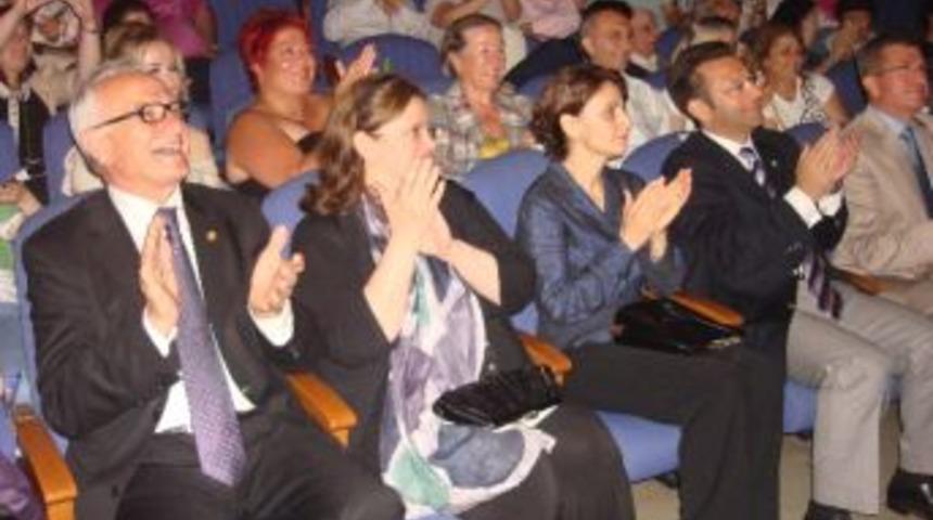 Avukatlar Korosu Konser Verdi