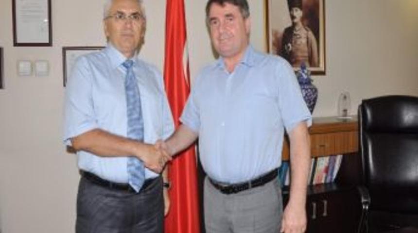 Tarım M&uuml;d&uuml;r&uuml; &Ccedil;elik&rsquo;ten Halk Sağlığı M&uuml;d&uuml;r&uuml; Tay&rsquo;a Ziyaret