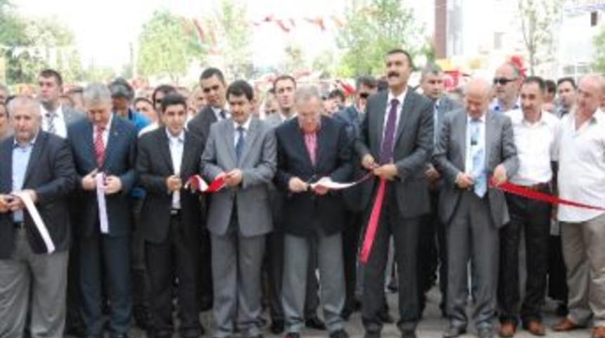 D&uuml;zce&rsquo;nin İlk Alışveriş Merkezi Krempark A&ccedil;ıldı