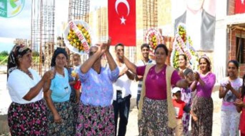 Urganlı&rsquo;da Romanlara Yapılacak Konutların Temeli Atıldı