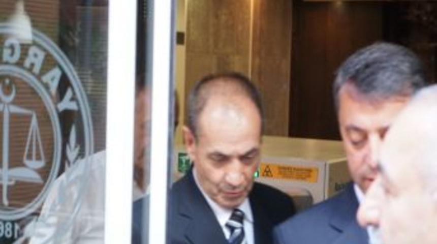 MİT'&ccedil;ilerin Yargılanması I&ccedil;in Başbakanlık'tan Cevap Beklenecek