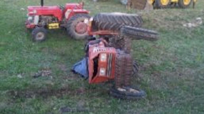 Devrilen Trakt&ouml;r&uuml;n Altında Can Verdi