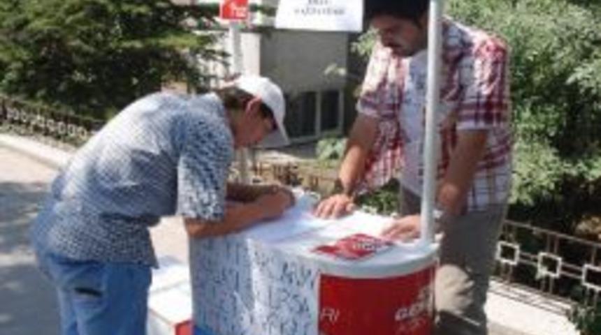 Chp&rsquo;den Tutuklu Milletvekilleri İ&ccedil;in İmza Kampanyası