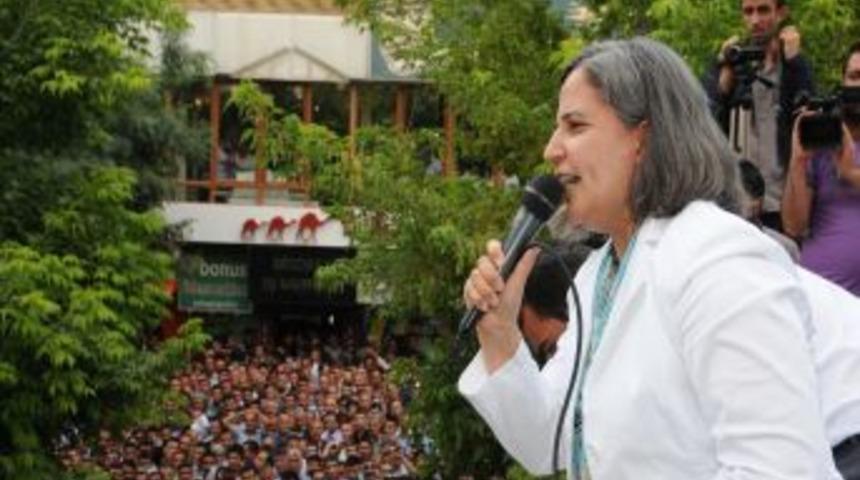 BDP Eş Genel Başkanı Demirtaş: Leyla&rsquo;yı Leyla Yapan Mecnun&rsquo;dur