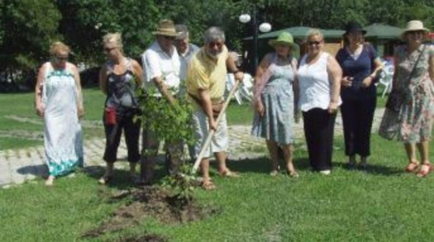 Krali&ccedil;e Elizabath Anısına Dalyan&rsquo;a Sığla Fidanı Dikildi