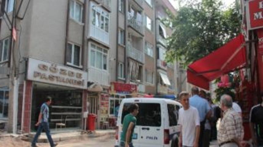 Ceset Sandılar, Kokmuş Et &Ccedil;ıktı