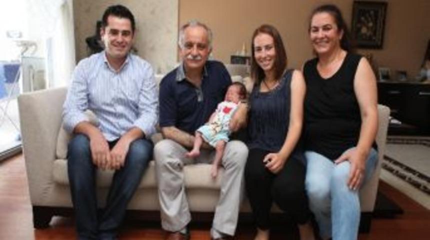 Başkan Karabağ Dede Oldu