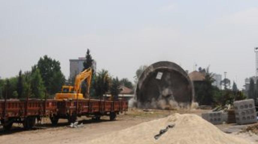 Altge&ccedil;idin Yapılacağı Yerdeki Su Deposu Da Yıkıldı