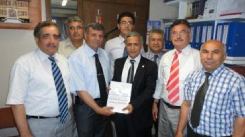 Eğitim &Ccedil;alıştayı Sonu&ccedil; Raporları Meclis&rsquo;e Sunuldu