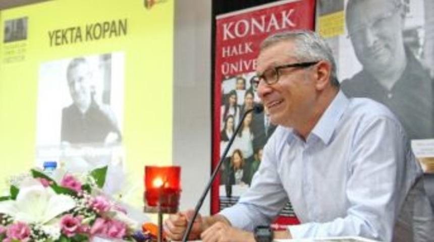 Yekta Kopan &Ouml;yk&uuml;lerini İzmirliler İ&ccedil;in Okudu