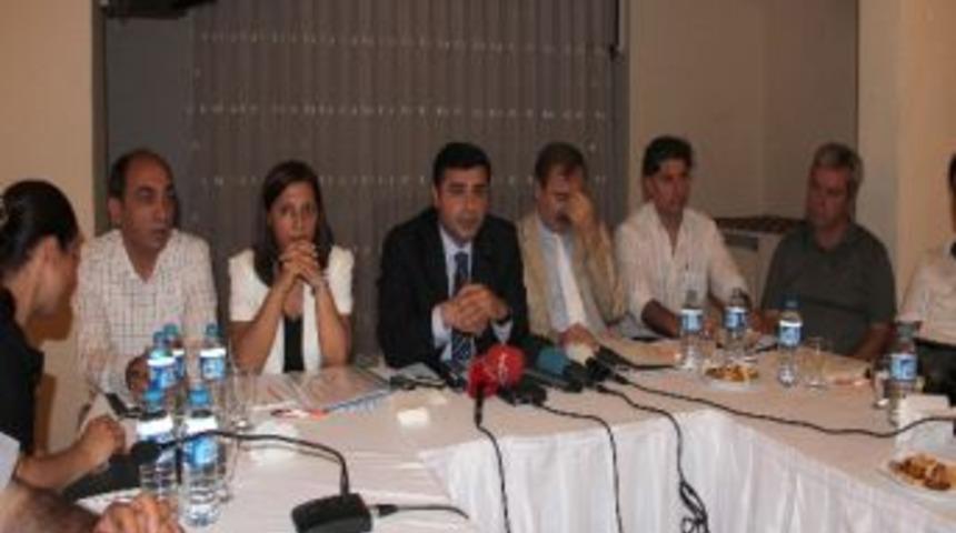 Bdp Genel Başkanı Demirtaş, Mersin&rsquo;de Alevi &Ccedil;alıştayı&rsquo;na Katıldı