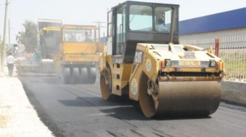 Cehennem sıcağında asfalt d&ouml;kt&uuml;ler