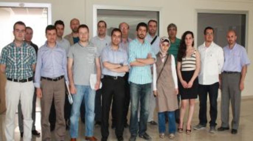 İşitme Engelliler I&ccedil;in Titreşimli Uyarı Sistemi, Proje Yarışmasında Birinci Oldu