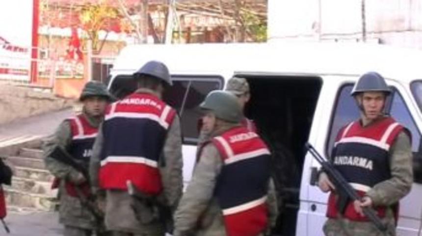 &ldquo;&ouml;zel Belgede Sahtecilik Ve Nitelikli Dolandırıcılık" Su&ccedil;undan 11 Kişi G&ouml;zaltına Alındı