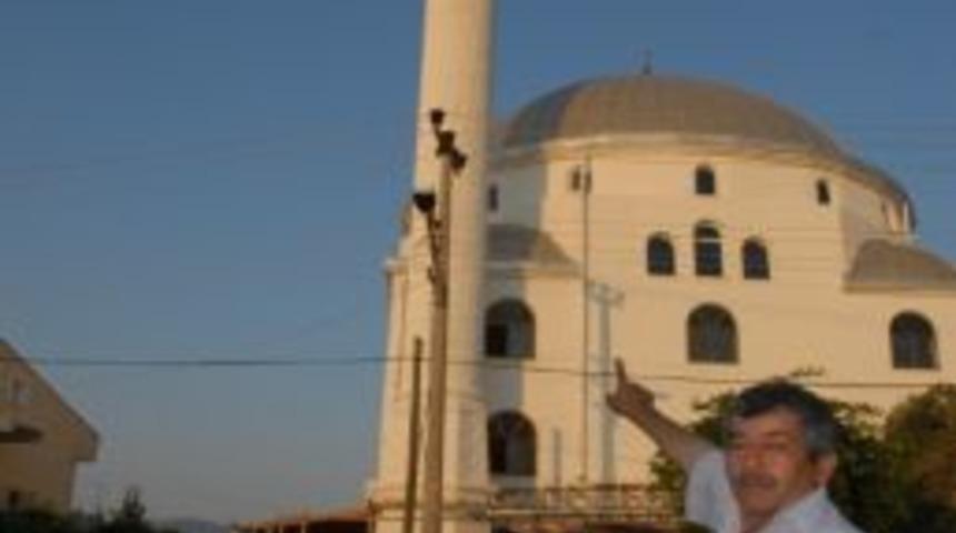 Depremde Hasar G&ouml;ren Binaların Yıkımı Başladı