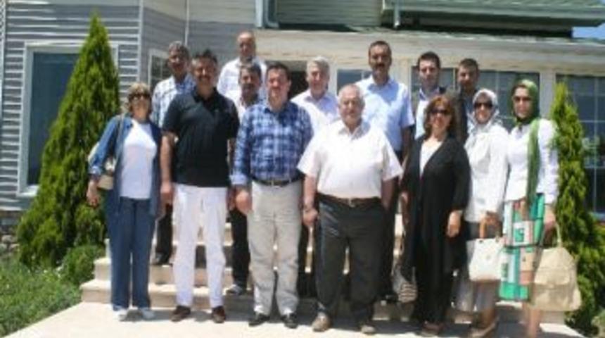 Ak Parti&rsquo;de D&uuml;zce&rsquo;de Birlik Beraberlik Mesajı