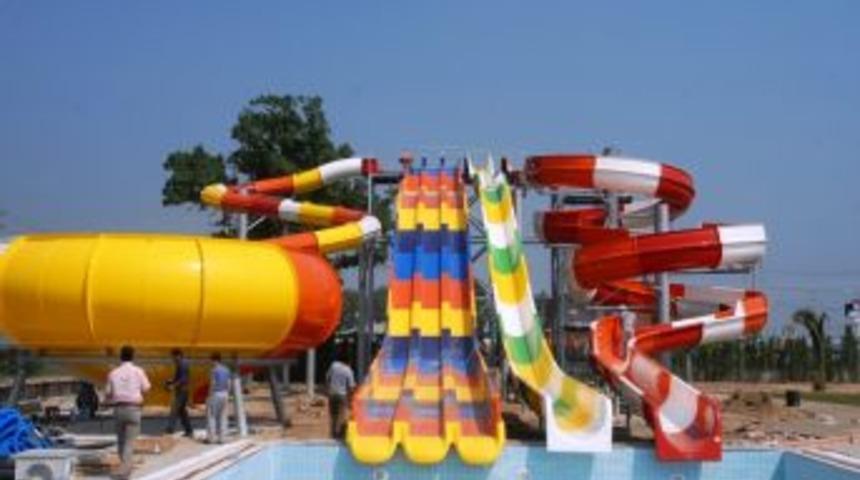 Sakarya B&uuml;y&uuml;kşehir Belediyesi'nce Yaptırılan Su Parkı Tamamlandı