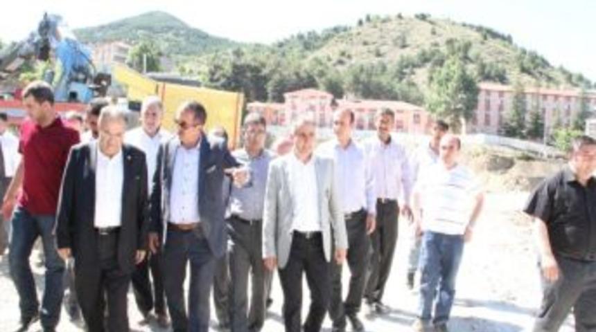 Ak Parti &Ccedil;orum Milletvekili Uslu İskilip Devlet Hastanesi İnşaatını İnceledi