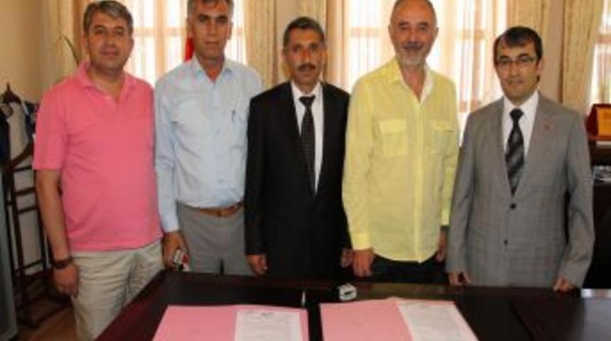 Şefaatli Meslek Y&uuml;ksek Okulu Protokol&uuml; Imzalandı