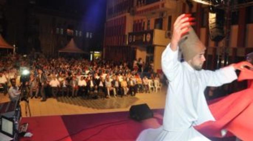 Dilovası'nda G&ouml;n&uuml;ll&uuml;ler Bir Araya Geldi