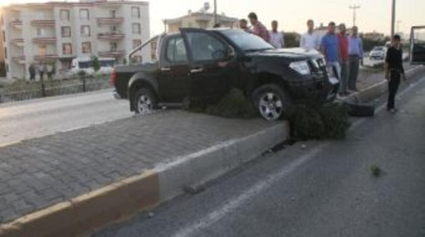 Akhisar'da Trafik Kazası: 4 Yaralı