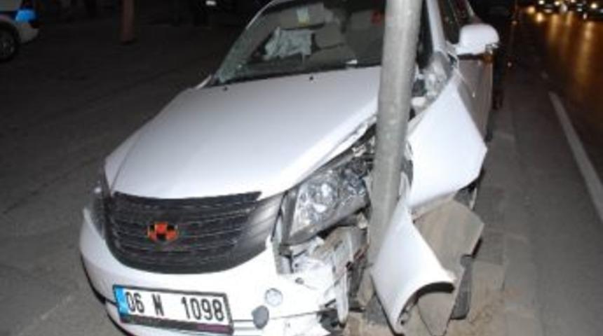 Eski Ak Parti İl Başkanı K&ouml;ktaş Kaza Yaptı: 2 Yaralı