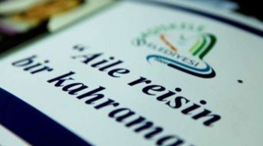 Başkan Ayaz'dan Belediye Personeline B&uuml;y&uuml;k Jest